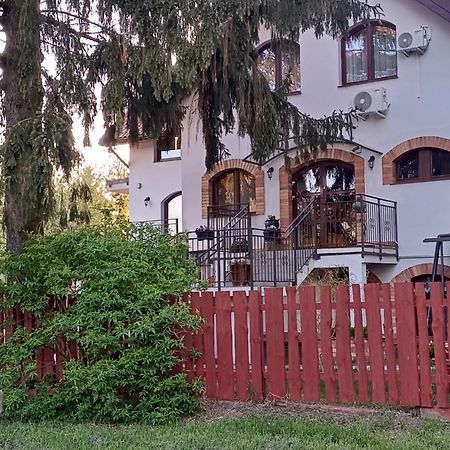 Gosciniec Twoje Mazury Nad Jeziorem Sniardwy Tuz Obok Plazy Nowe Guty Exterior photo